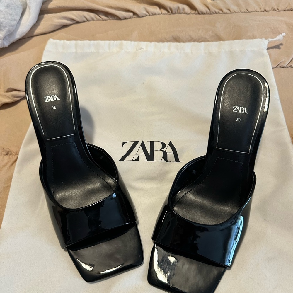 ZARA! Patent Leather Heeled Sandals!  SEXY!